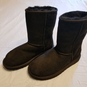 Ugg classic short boots